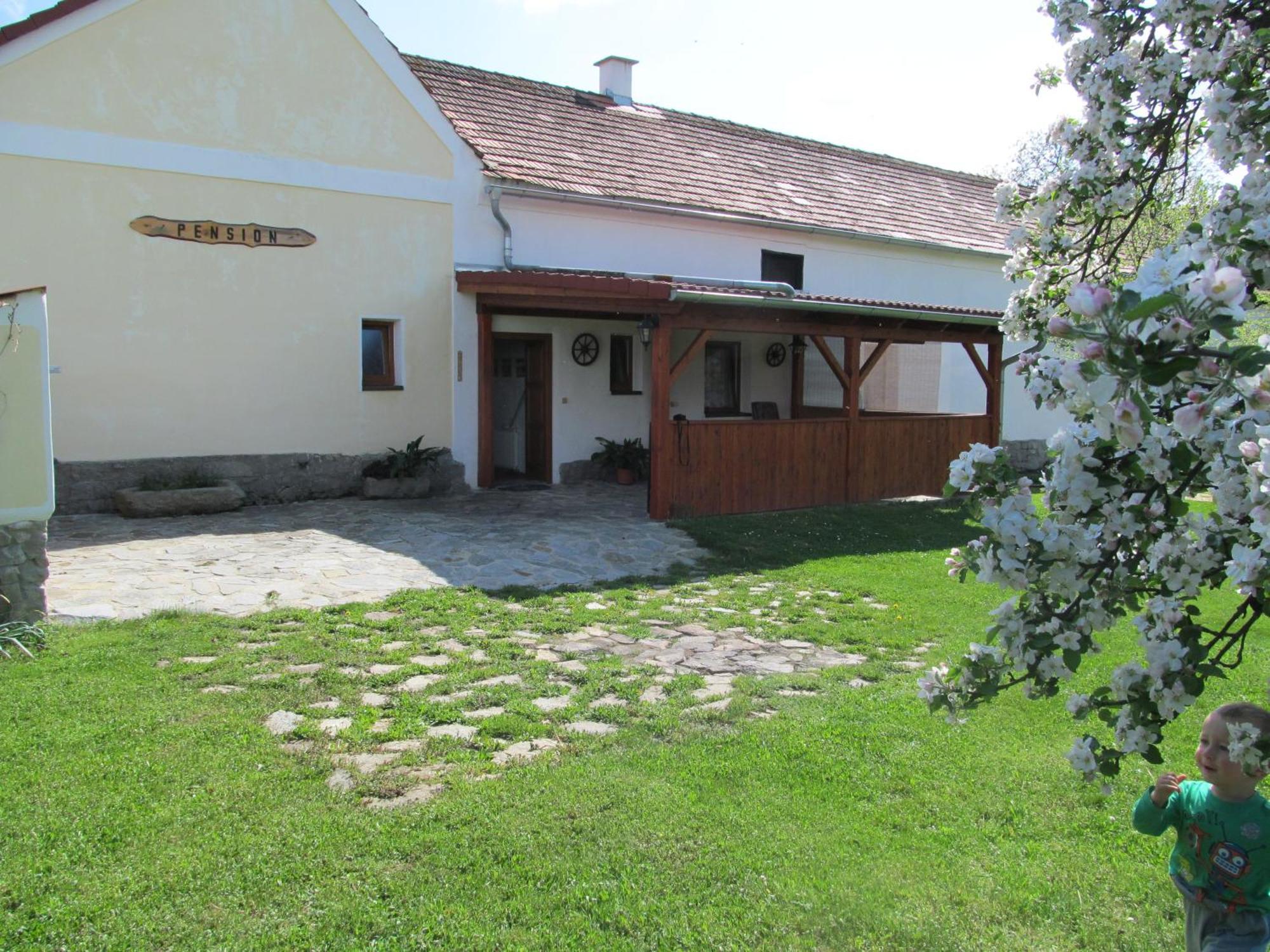 Pension Otevek Trhové Sviny Exterior foto